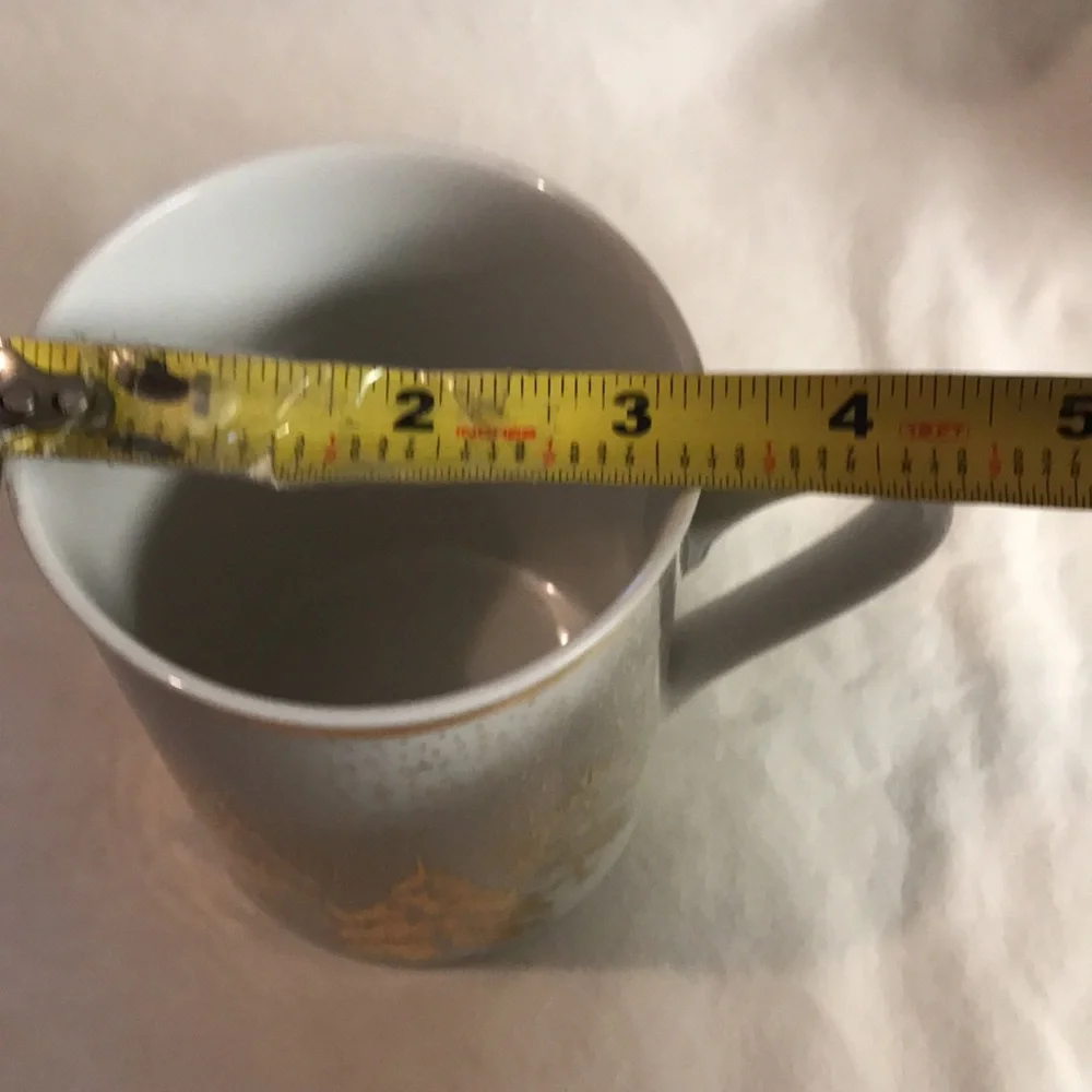 2 Dansk Porcelain Golden Pine Holiday Mugs with Metallic Gold EvergreenTrees